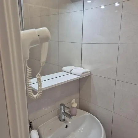 Mini Albizia شقة