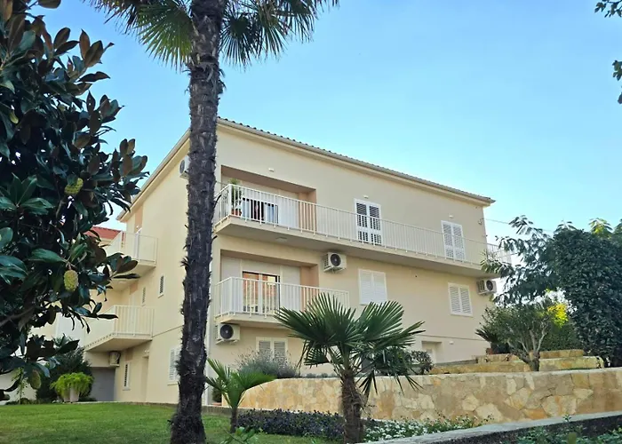 Apartment Mini Albizia *